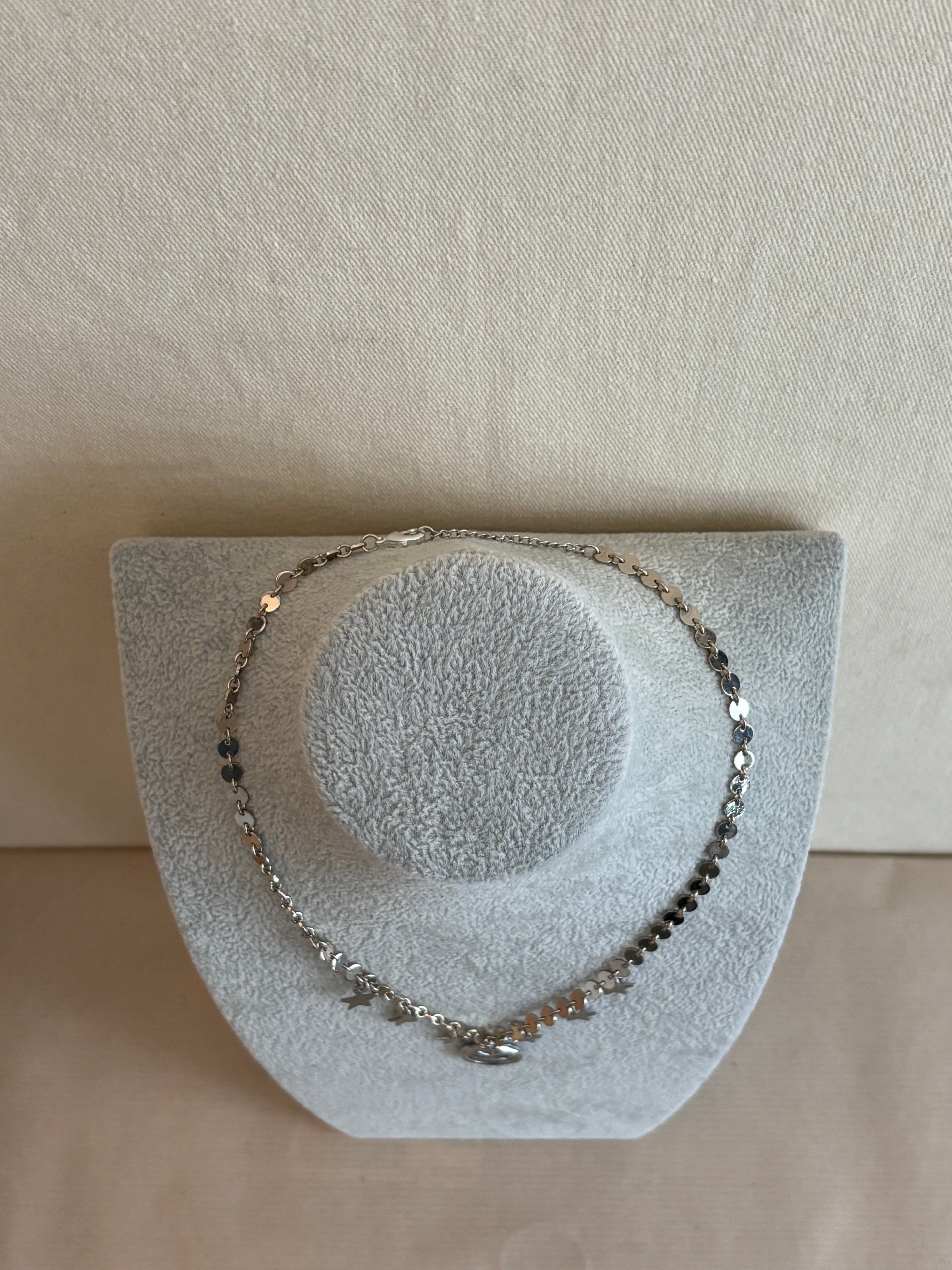 Celestial choker