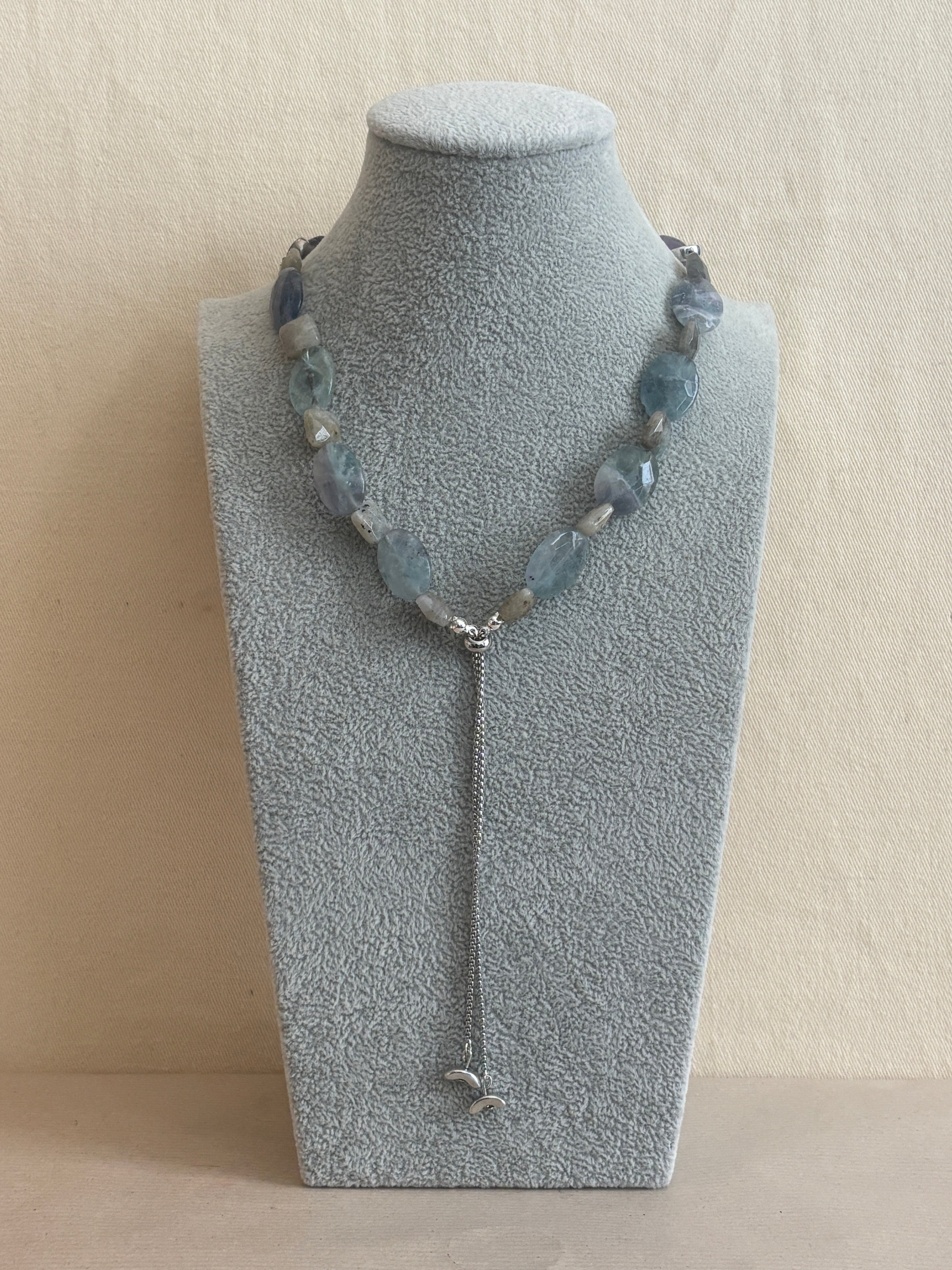 Silver Lariat